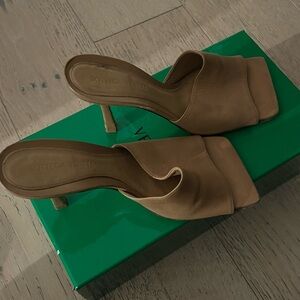 Bottega Veneta Brown Leather Stretch